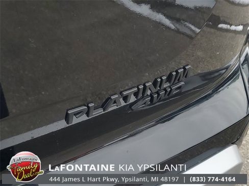 Used 2023 Nissan Pathfinder SL image 8