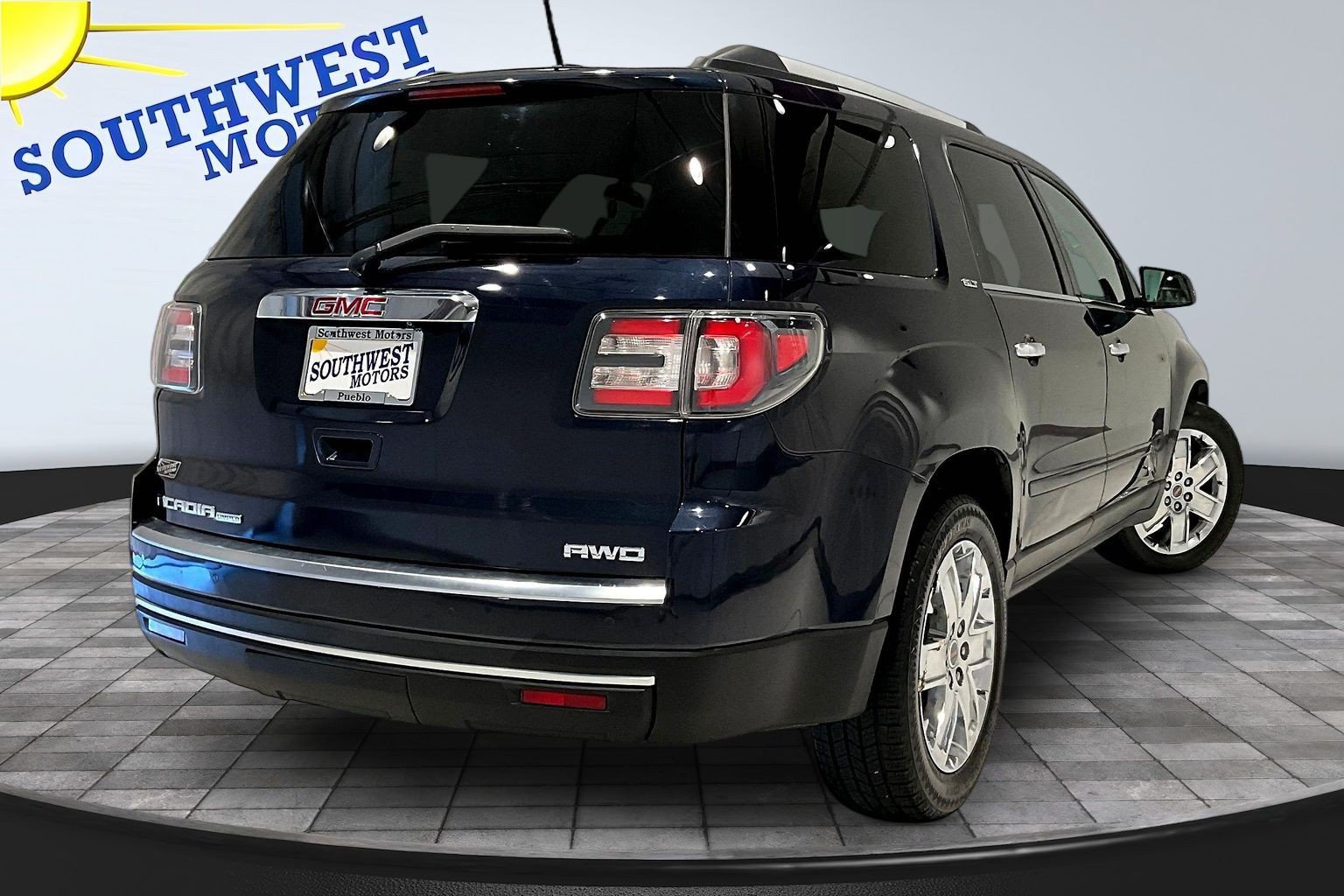 Used 2017 GMC Acadia Limited SLT AWD/4WD image 7