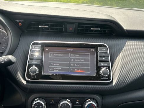 Used 2025 Nissan Kicks Play S FWD image 18