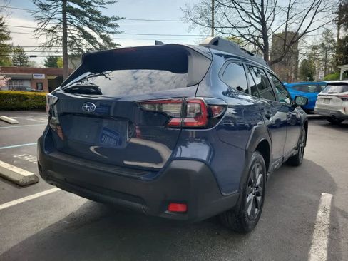 Used 2023 Subaru Outback Onyx Edition image 3