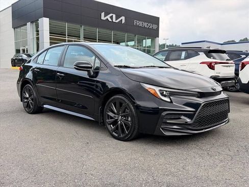 Used 2023 Toyota Corolla SE FWD image 14