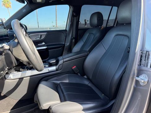 Used 2021 Mercedes-Benz GLB 250 image 5
