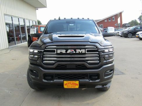 New 2026 RAM 2500 Laramie w/ Sport Appearance Package AWD/4WD image 38