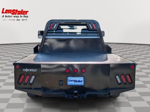 Used 2025 Chevrolet Silverado 3500 LT w/ Convenience Package image 4