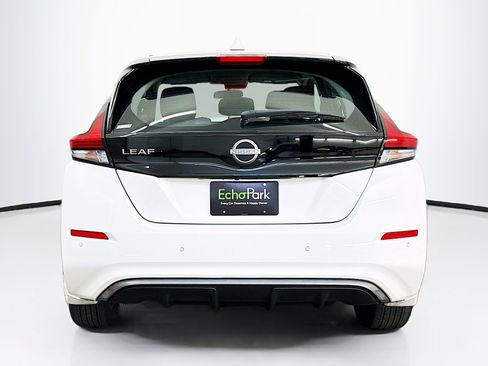 Used 2025 Nissan Leaf S image 7