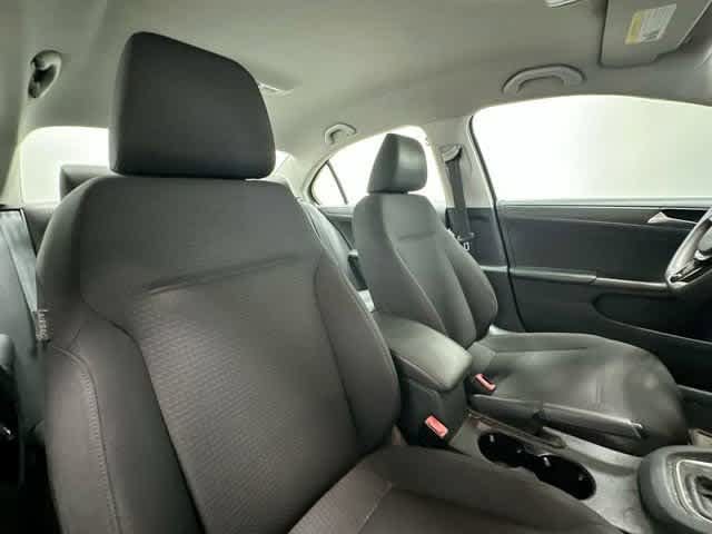 Used 2015 Volkswagen Jetta S FWD image 15