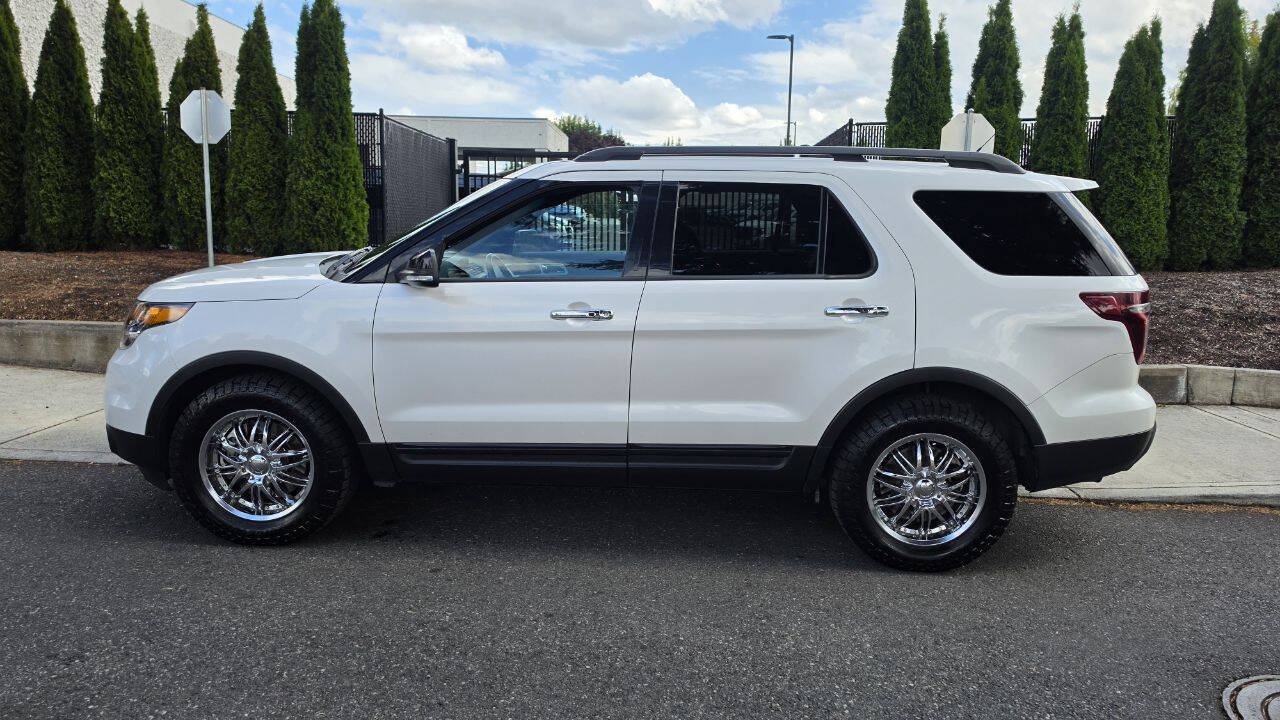 Used 2014 Ford Explorer Sport w/ Equipment Group 401A AWD/4WD image 8