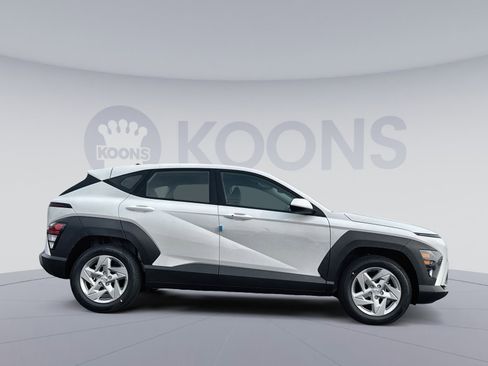 New 2026 Hyundai Kona SE image 8