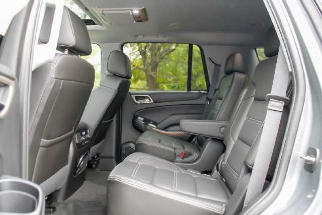 Used 2018 GMC Yukon Denali w/ Denali Ultimate Package AWD/4WD image 34