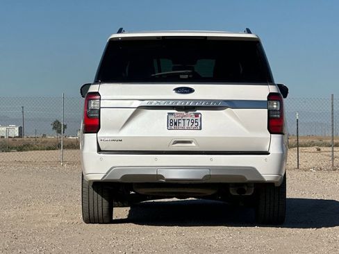 Used 2019 Ford Expedition Platinum image 5