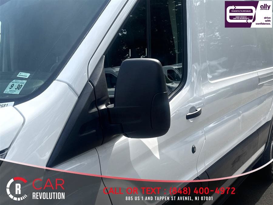 Used 2025 Ford Transit 250 148 High Roof RWD image 26