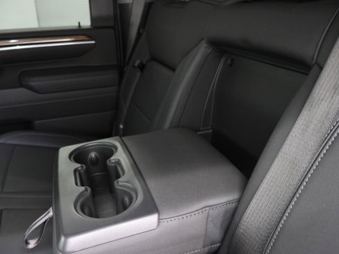 Used 2025 Chevrolet Silverado 2500 LT w/ Trail Boss Package AWD/4WD image 40