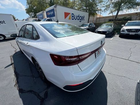 Used 2025 Volkswagen Jetta Sport FWD image 5