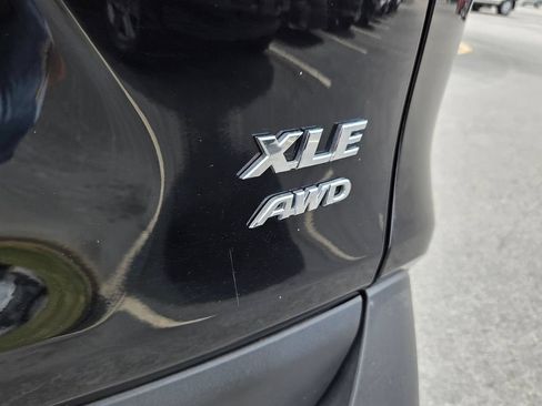 Used 2025 Toyota RAV4 XLE AWD/4WD image 11