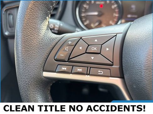 Used 2019 Nissan Rogue SV image 8