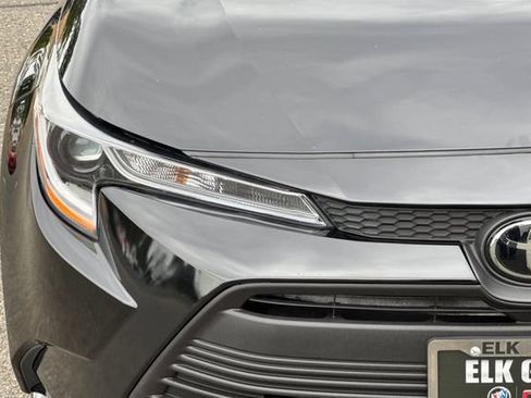 Used 2024 Toyota Corolla LE FWD image 43