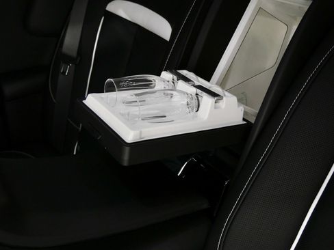 Used 2024 Rolls-Royce Ghost Extended Wheelbase image 17