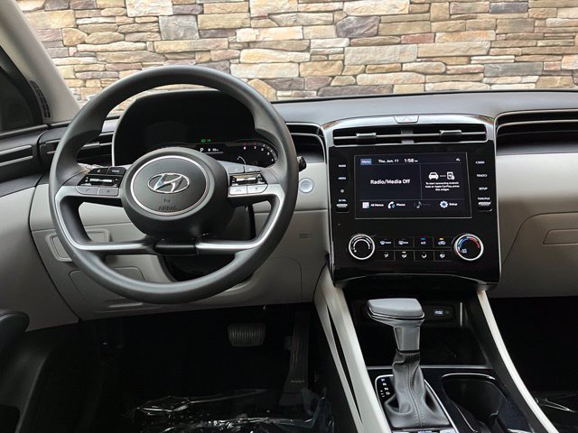 Certified 2023 Hyundai Tucson SEL AWD/4WD image 19