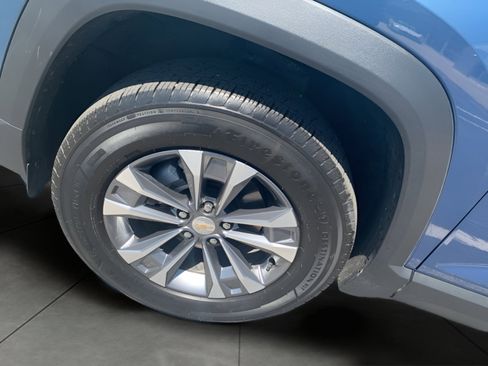 Certified 2025 Chevrolet Equinox LT FWD image 22