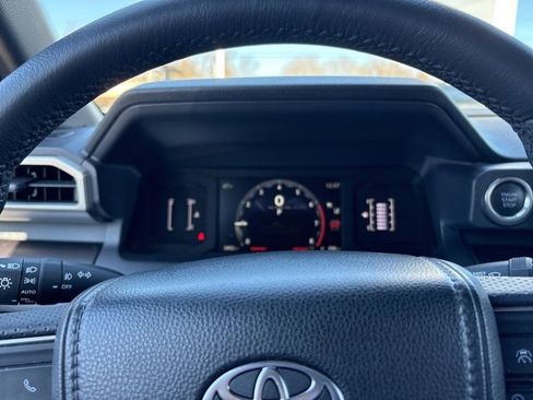 Certified 2025 Toyota 4Runner SR5 image 9