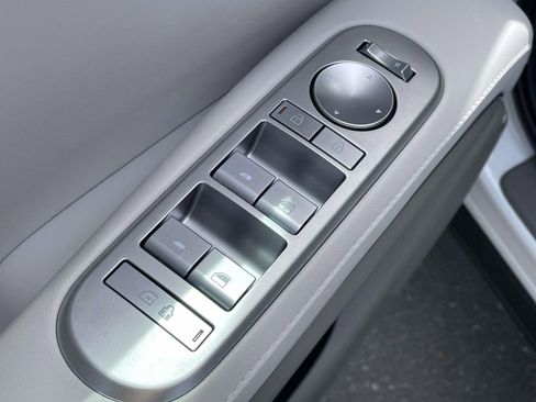 New 2026 Hyundai Palisade FWD Hybrid image 17