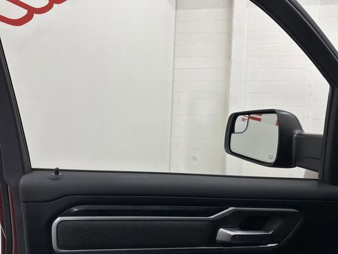 Used 2019 RAM 1500 Big Horn AWD/4WD image 36