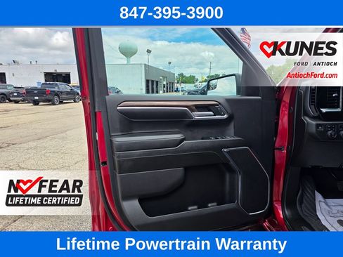 Used 2024 Chevrolet Silverado 1500 RST w/ Z71 Off-Road Package AWD/4WD image 16