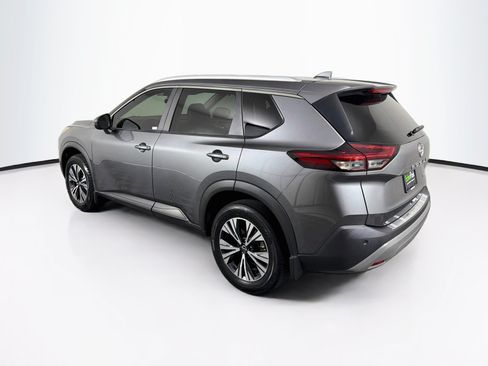 Used 2023 Nissan Rogue SV w/ SV Premium B Package FWD image 5