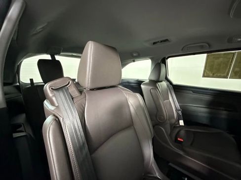 Used 2020 Honda Odyssey Elite image 29