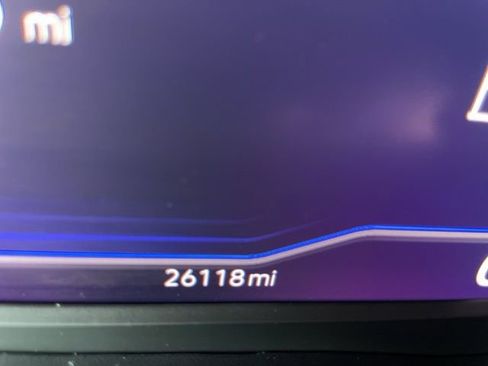 Certified 2023 Volkswagen Atlas Cross Sport SE image 13