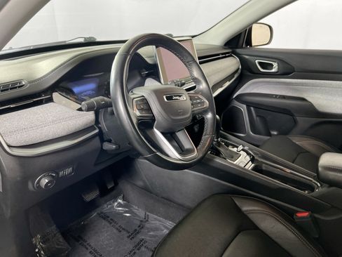 Used 2022 Jeep Compass Latitude AWD/4WD image 9