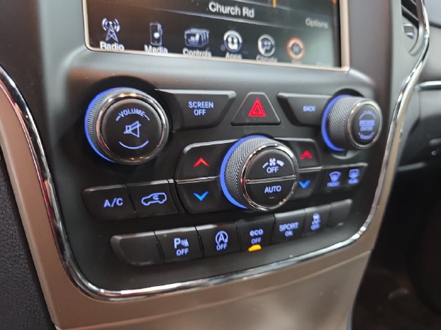 Used 2017 Jeep Grand Cherokee Limited AWD/4WD image 23