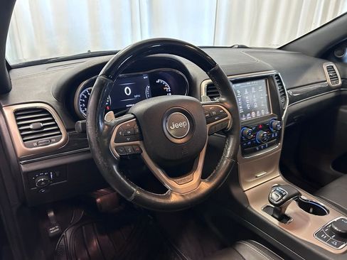 Used 2015 Jeep Grand Cherokee Overland AWD/4WD image 2