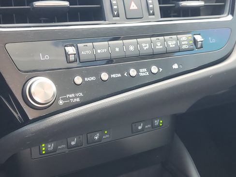 Used 2023 Lexus ES 350 w/ Premium Package image 28