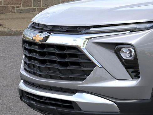 New 2026 Chevrolet TrailBlazer LT w/ Driver Confidence Package FWD image 13