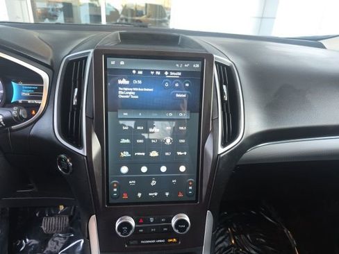 Used 2021 Ford Edge SEL w/ Convenience Package image 29