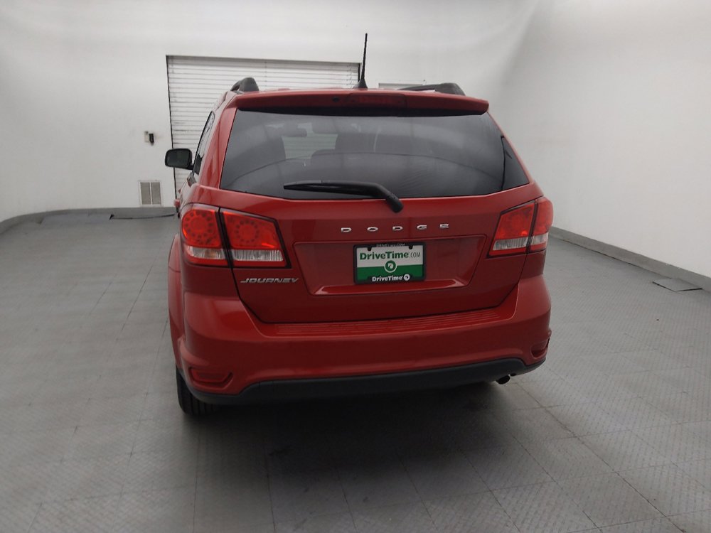 Used 2019 Dodge Journey SE w/ Connectivity Group FWD image 6