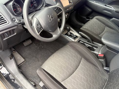 Used 2025 Mitsubishi Outlander Sport ES AWD/4WD image 12