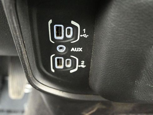 Used 2022 RAM 2500 Big Horn image 28