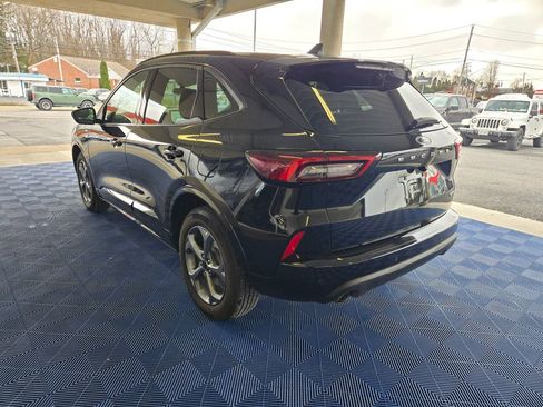 Used 2023 Ford Escape ST-Line w/ Tech Pack #1 image 4