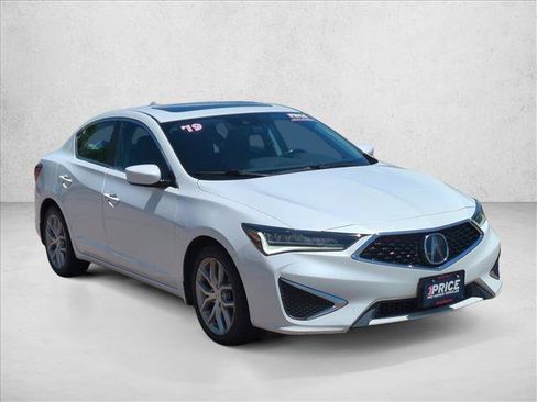 Used 2019 Acura ILX FWD image 3