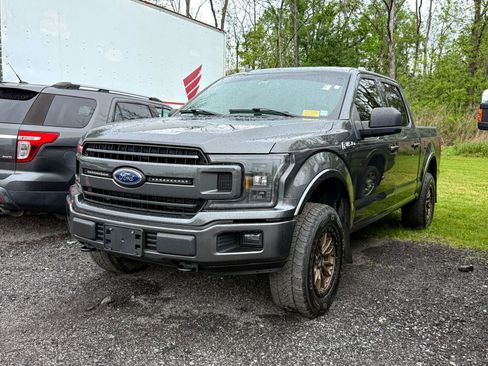 Used 2018 Ford F150 XLT w/ Equipment Group 302A Luxury AWD/4WD image 3