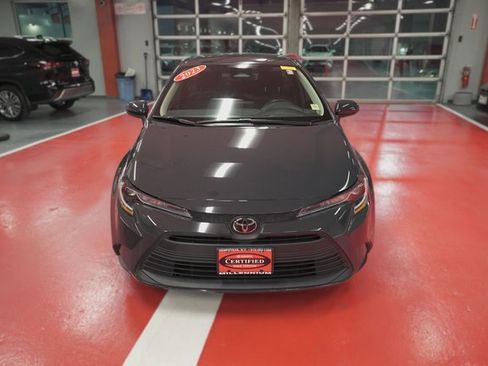 Certified 2023 Toyota Corolla LE image 7