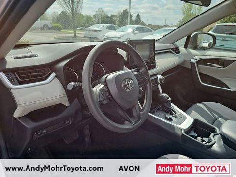 Used 2021 Toyota RAV4 XLE w/ Convenience Package AWD/4WD image 9
