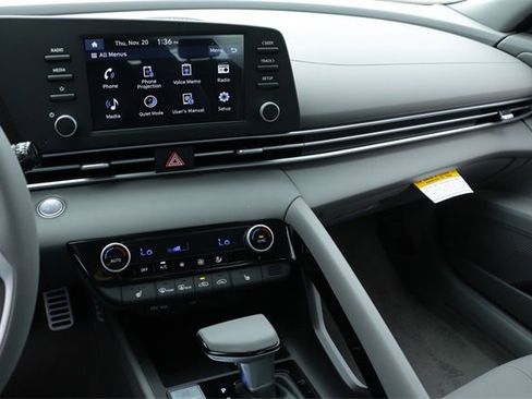 New 2026 Hyundai Elantra SEL Sport image 13