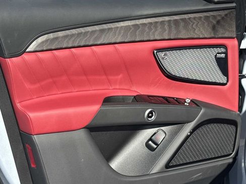 New 2026 Maserati Grecale Modena image 16