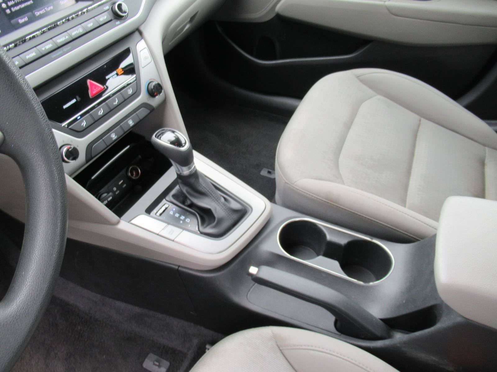 Used 2018 Hyundai Elantra SEL FWD image 15