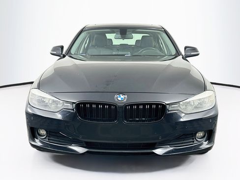 Used 2015 BMW 320i Sedan RWD image 2