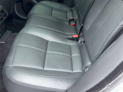 Used 2024 Land Rover Range Rover Velar S image 43