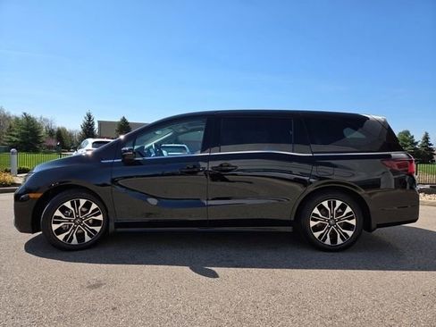 Used 2025 Honda Odyssey Elite image 24